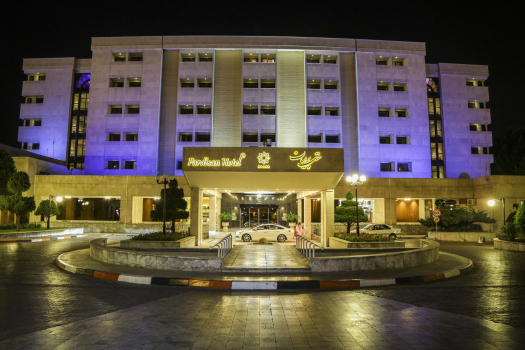 هتل پردیسان مشهد نمای بیرونی