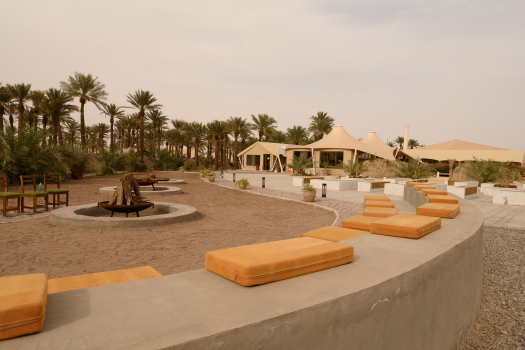 مجتمع گردشگری ریزورت کویری ماکان کرمان فضای محوطه