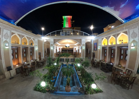 هتل رویای قدیم یزد محوطه بیرونی