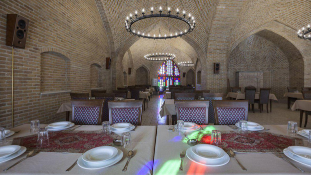 مجتمع گردشگری کاروانسرای یام مرند رستوران 2