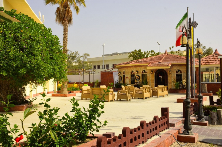 هتل فانوس کیش نمای بیرونی