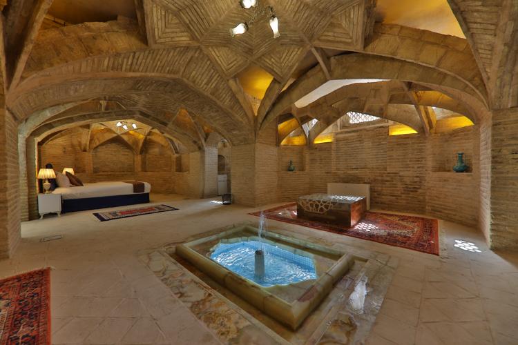 اقامتگاه سنتی کاخ سرهنگ اصفهان حوضخانه