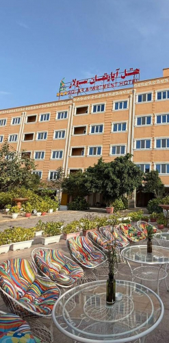 هتل آپارتمان سولار قشم نمای بیرونی