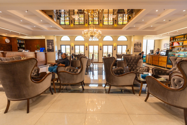 هتل رویال پلاس تبریز لابی