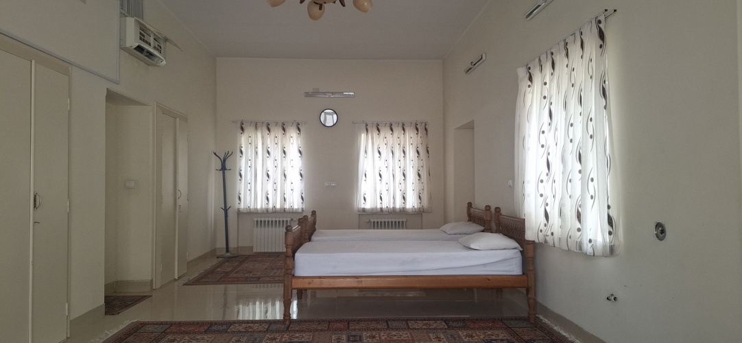 مهمانسرا بنیاد یزد اتاق دو تخته تویین