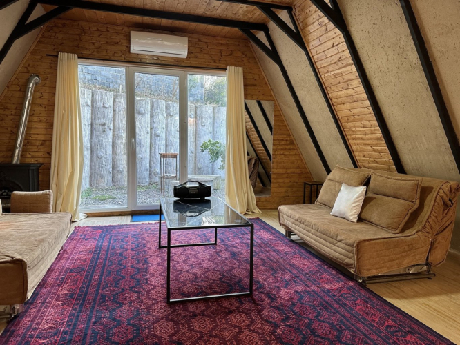 خانه مسافر بام هیرکانی شیرگاه اتاق آلوچه