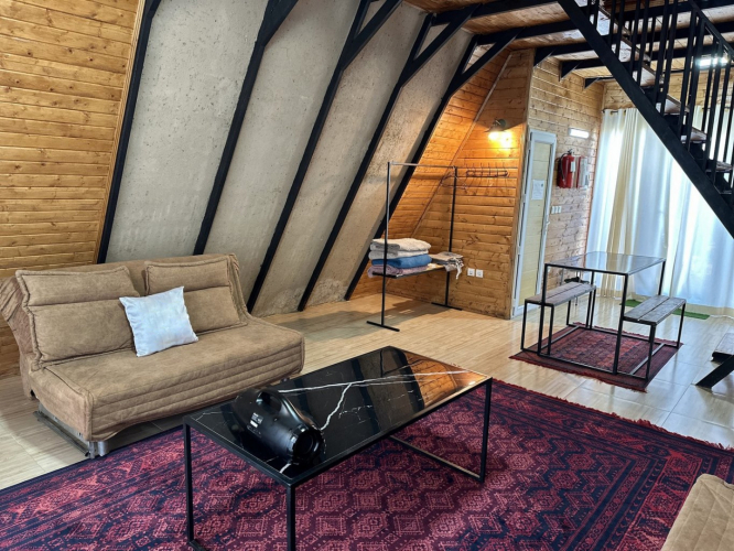 خانه مسافر بام هیرکانی شیرگاه اتاق آلوچه