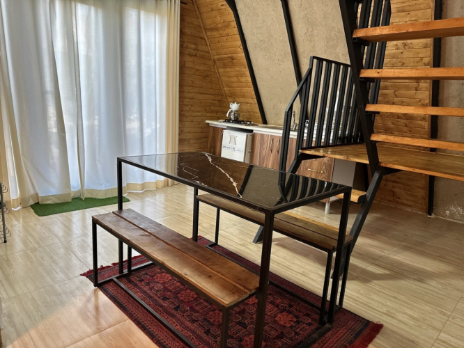 خانه مسافر بام هیرکانی شیرگاه اتاق آلوچه