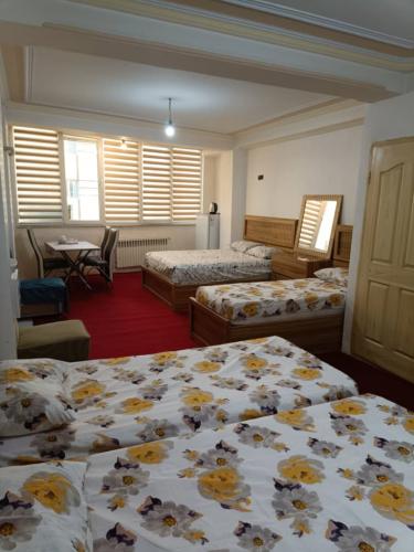 مهمانسرا پوریا تبریز فضای داخلی آپارتمان‌ها