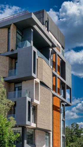 هتل رونیاس شیراز نمای بیرونی