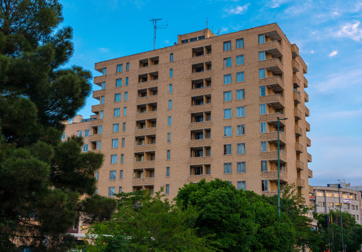 هتل گسترش تبریز نمای بیرونی