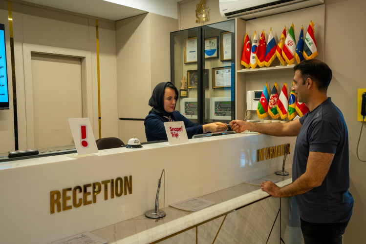 هتل آرامیس تهران پذیرش