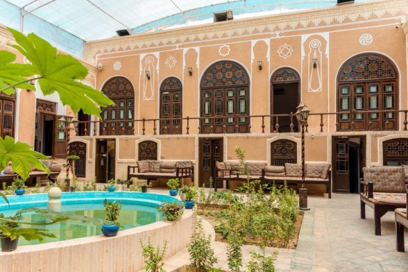 هتل سنتی رز یزد فضای داخلی هتل