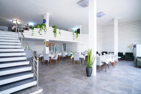 هتل آزادی خرم آباد لابی