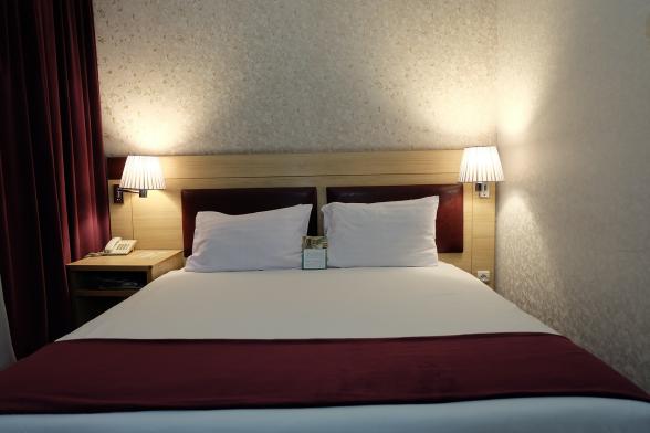 هتل پارسیان کوثر تهران اتاق دو تخته دابل