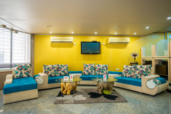 هتل ناز 1 بندرعباس لابی هتل ناز 1 بندرعباس لابی