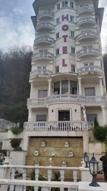 هتل آپارتمان آرامسر رامسر نمای بیرونی