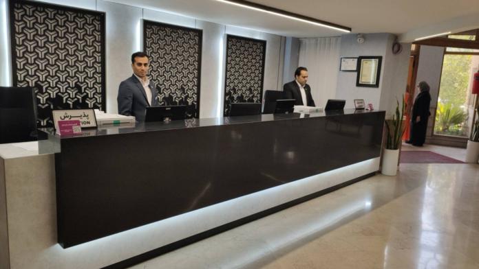 هتل پارسیان شیراز پذیرش هتل پارسیان شیراز پذیرش