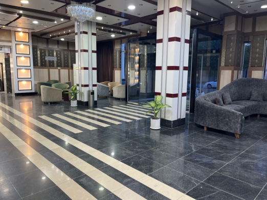 هتل بهشت قشم لابی