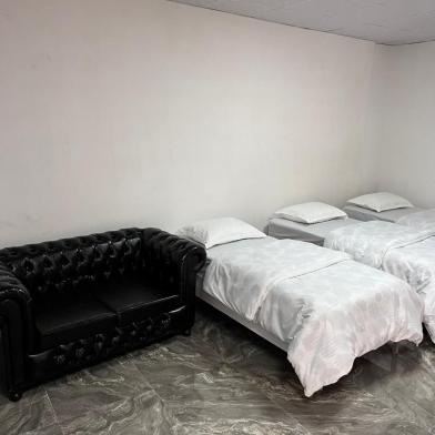 هتل خان صبوری رشت فضای داخلی اتاق‌ها