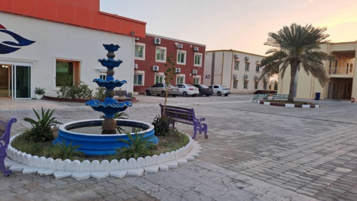 هتل ساحلی خلیج فارس قشم نمای بیرونی 2