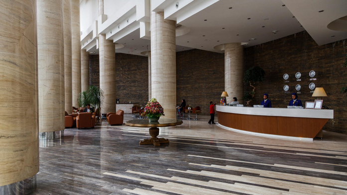 هتل بزرگ شیراز پذیرش