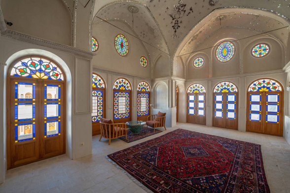 اقامتگاه سنتی خانه لاجوردی کاشان لابی اقامتگاه سنتی خانه لاجوردی کاشان لابی