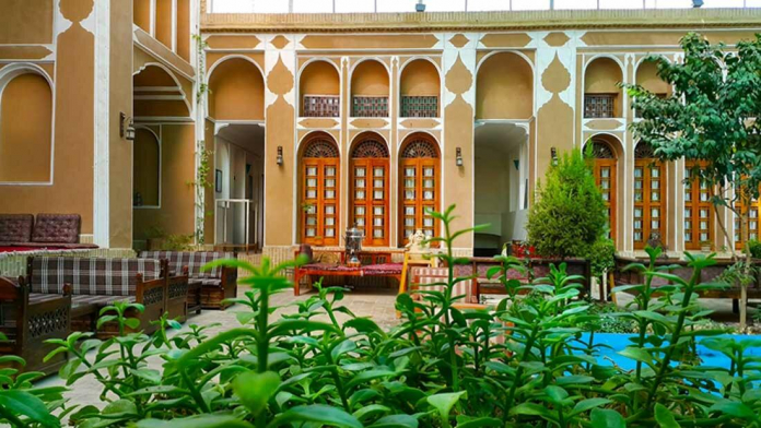 هتل سنتی مظفر یزد فضای داخلی هتل 4