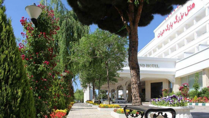 هتل بزرگ پارک حیات مشهد نمای بیرونی 2 هتل بزرگ پارک حیات مشهد نمای بیرونی 2