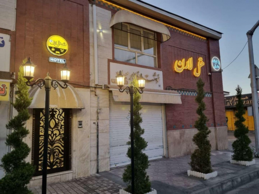 هتل لارن شیراز نمای بیرونی هتل لارن شیراز نمای بیرونی