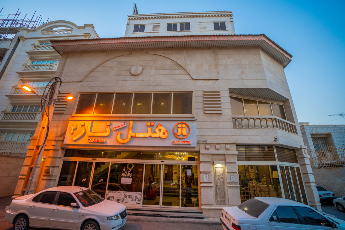 هتل ناز 2 بندرعباس نمای بیرونی هتل ناز 2 بندرعباس نمای بیرونی